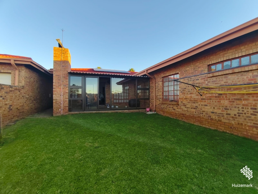 3 Bedroom Property for Sale in Vaalpark Free State